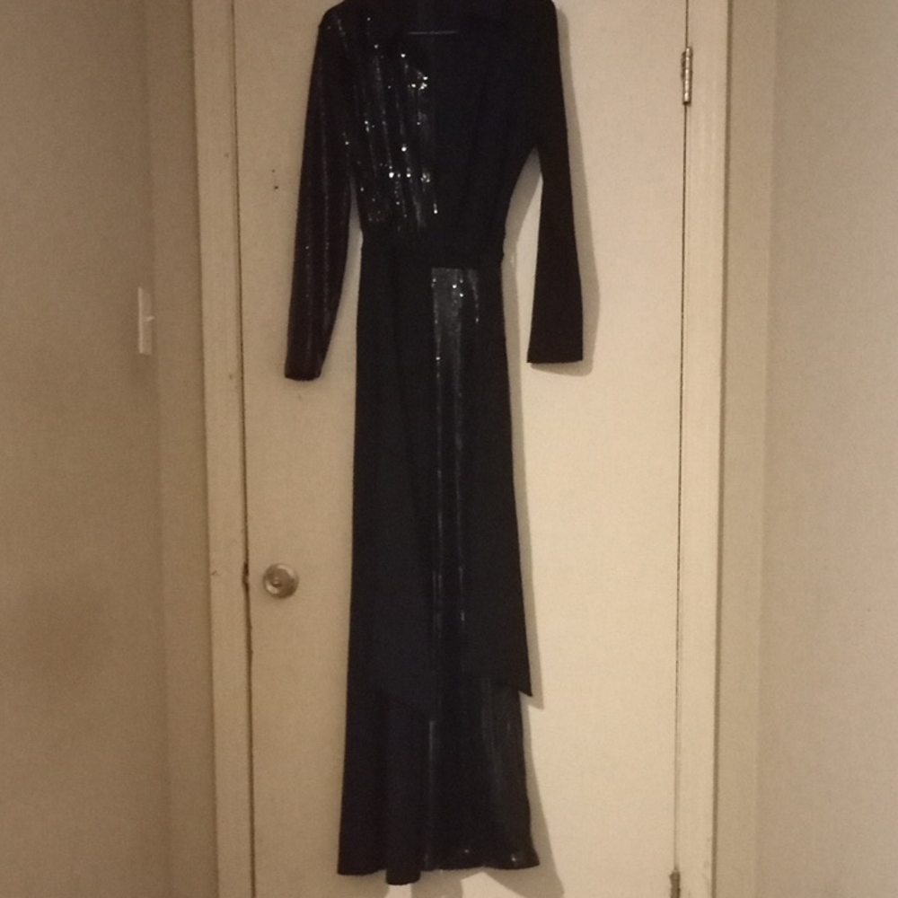 Elegant Black Sequin Dress